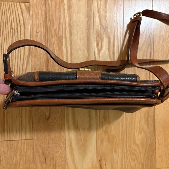 Vintage Liz Claiborne leather shoulder cross body bag - Picture 6 of 8